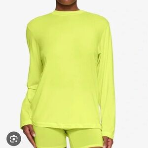 Skims boyfriend long sleeve neon lemon yellow